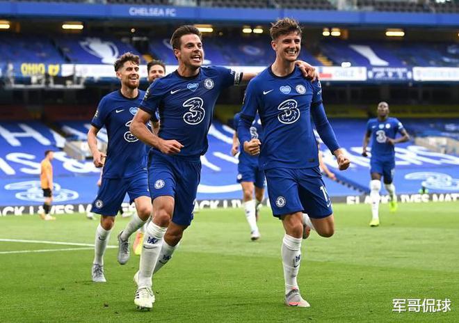 里尔备战欧联杯比赛，主帅调整阵容备战战役的简单介绍