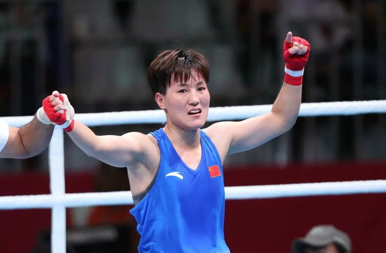 意大利射击选手稳定发挥，赢得银牌殊荣