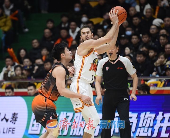 开云官网-吉林队力争在天津队的对抗中取得优势的简单介绍