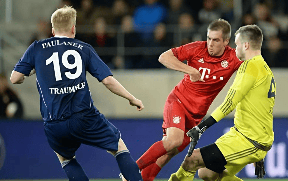 柏林赫塔客场不敌对手，连续失利的简单介绍