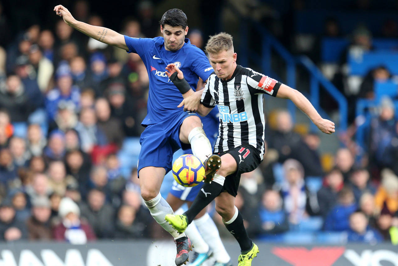 包含诺维奇城迎战切尔西，主场优势如何抗衡？的词条