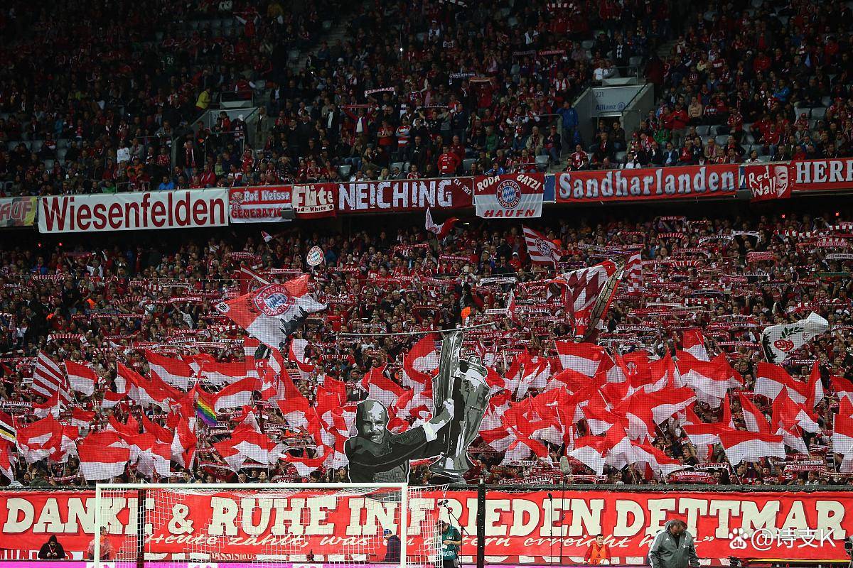 曼联主场大胜，重返胜利之路