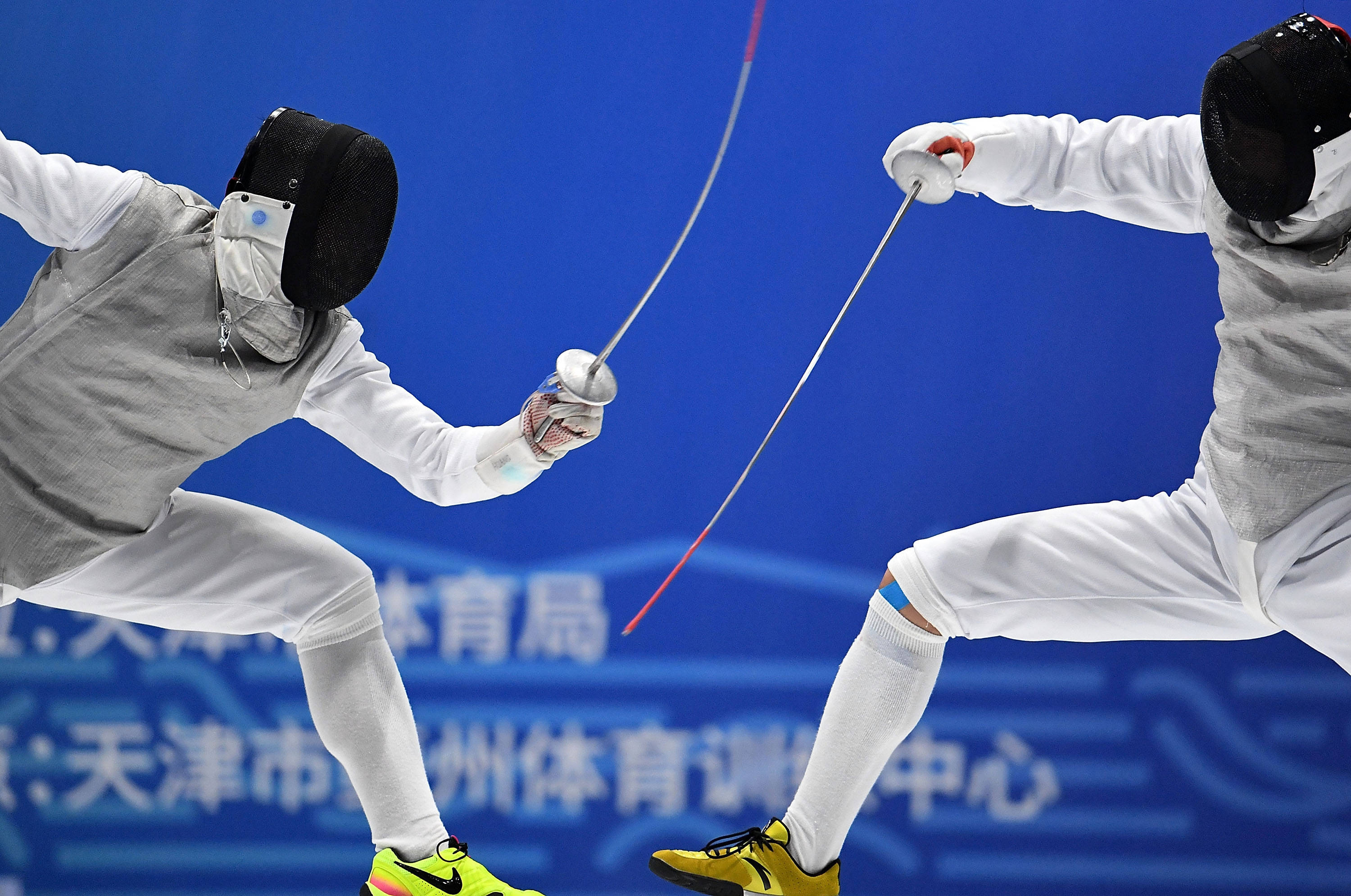 关于智利击剑选手飒爽英姿，战胜对手成功夺冠的信息