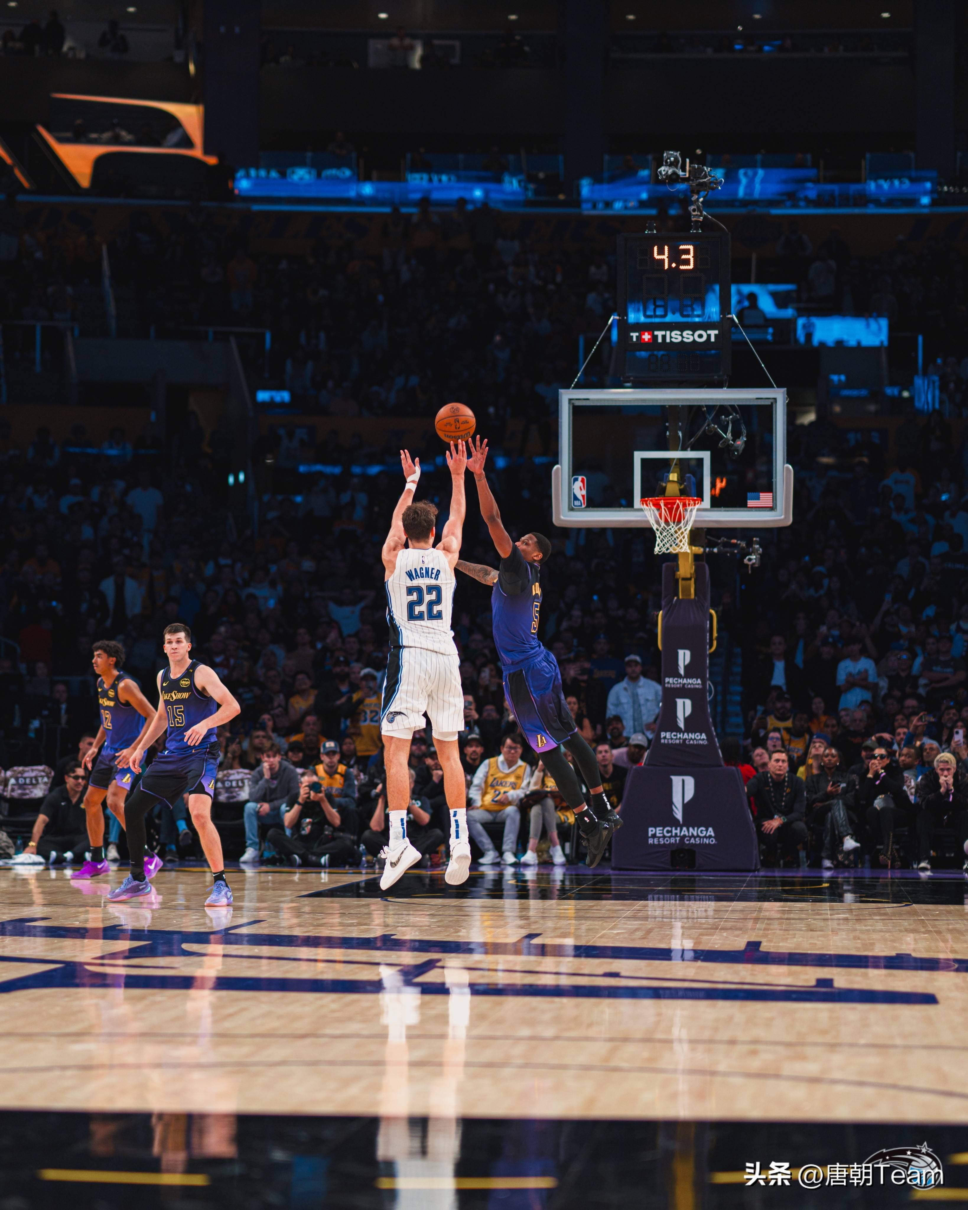 格拉纳达主场绝杀，逆转战胜对手