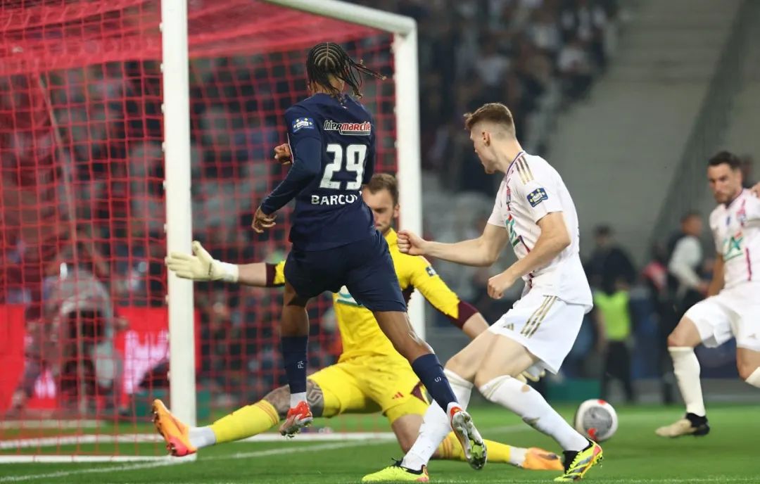 开云官网-法国杯赛事：里昂胜利，晋级下一轮