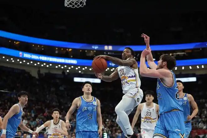 精彩纷呈的比赛场面即将呈现，谁将笑到最后的简单介绍