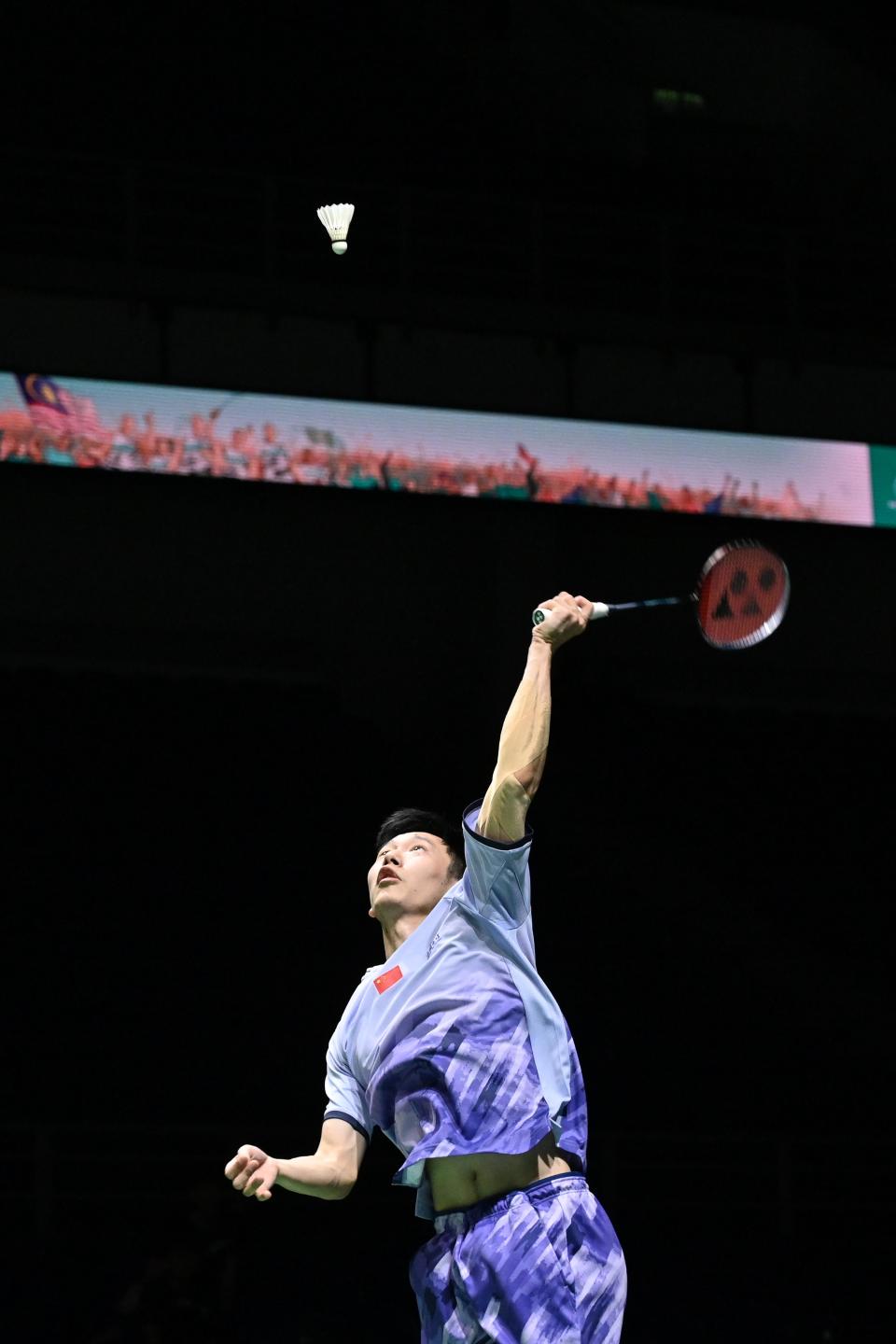 开云APP-羽毛球比赛终结完美，选手笑逐颜开