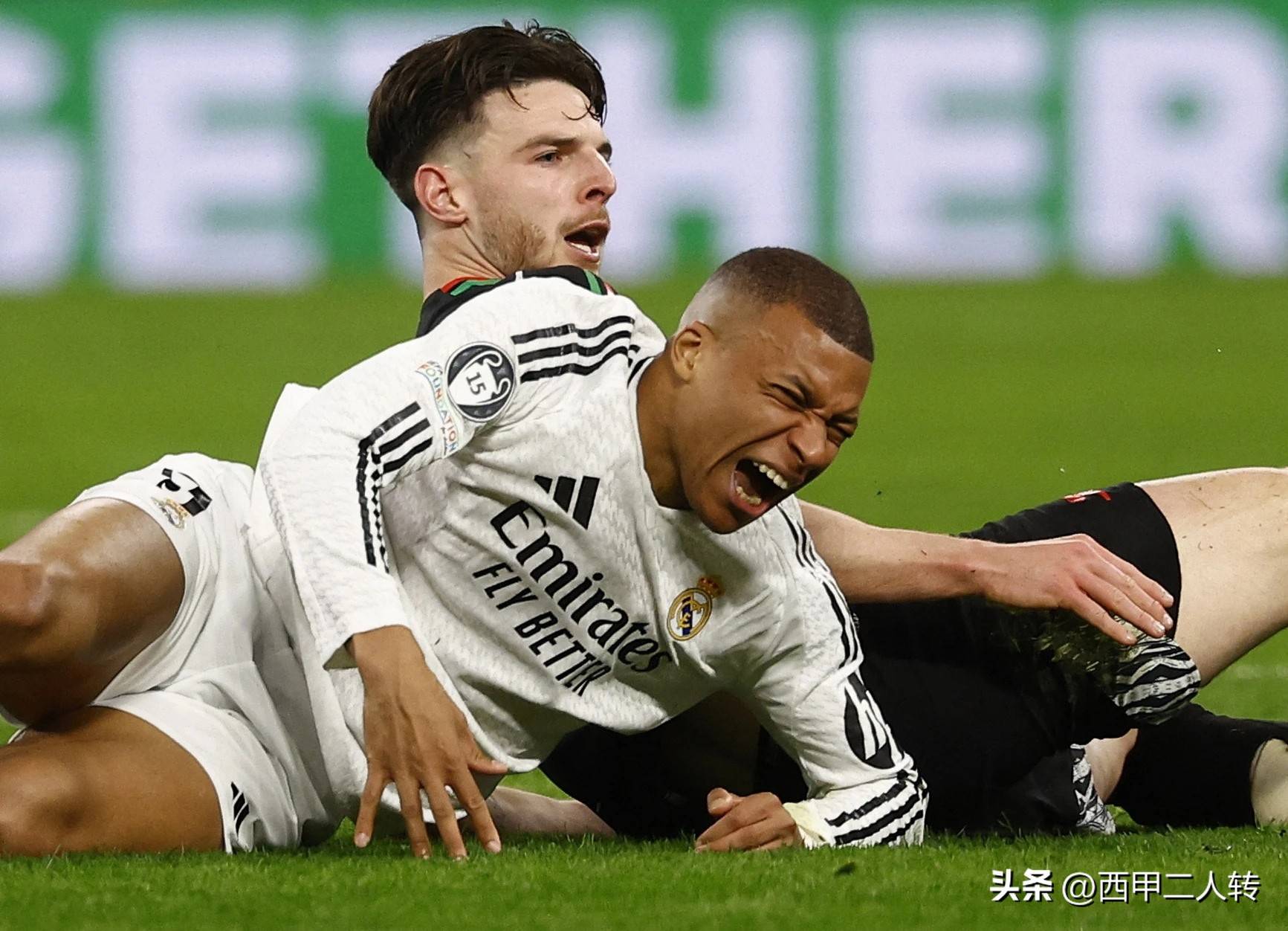 阿森纳球员发挥出色，帮助球队取得胜利