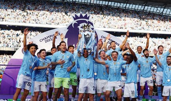 开云体育入口-曼城足球队夺冠，晋级英超联赛决赛