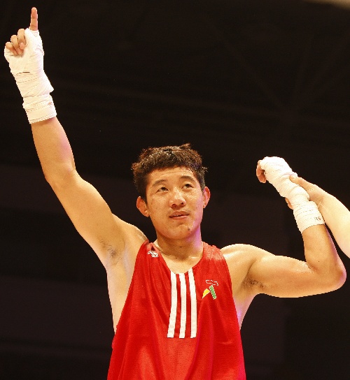 开云平台-埃及男子拳击选手实现梦想，夺金！