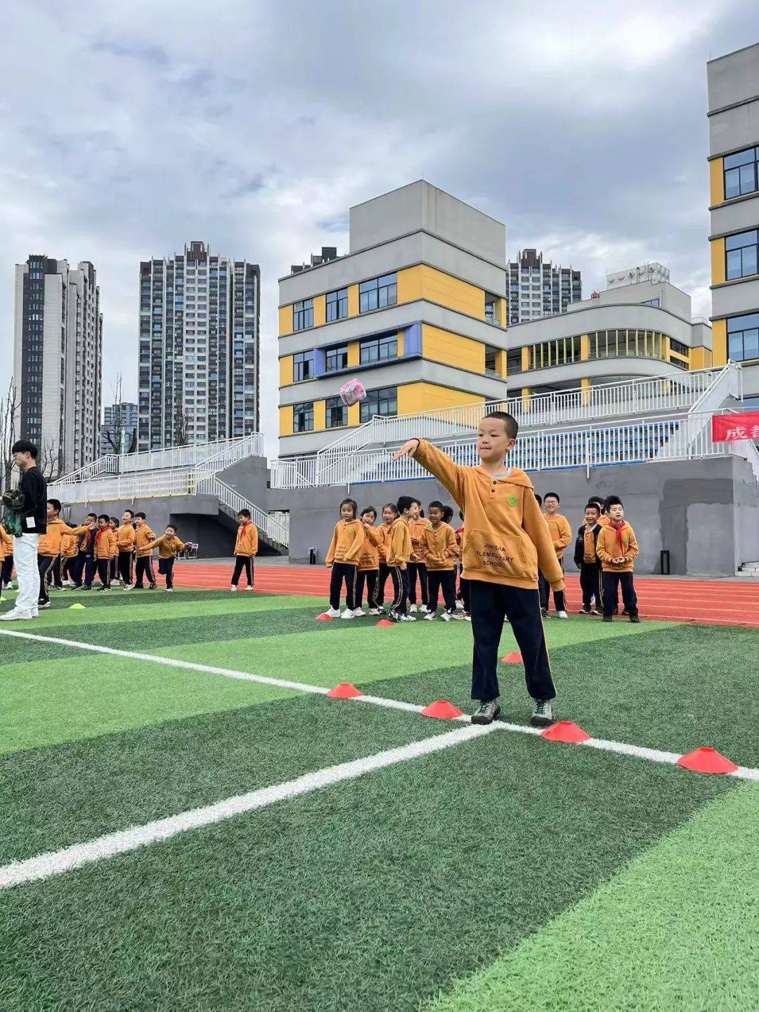 关于吉林队奋起直追，全力以赴的信息