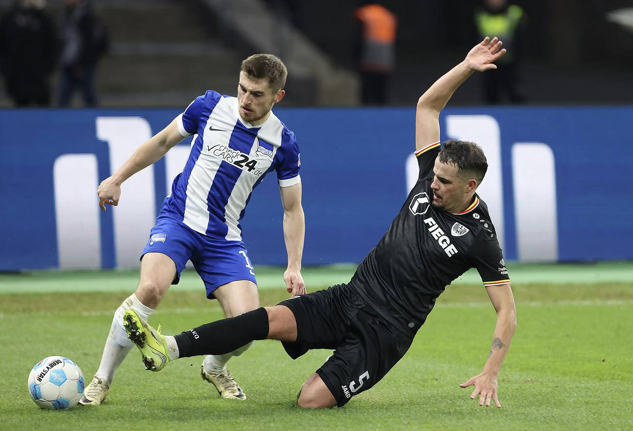 柏林赫塔主场告捷，积分榜上升