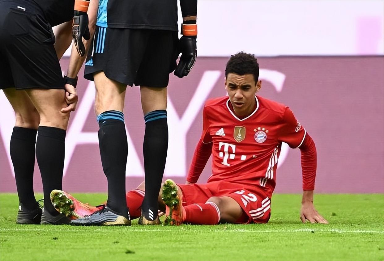 巴西国脚今夏备战迎接国外球队挑战的简单介绍