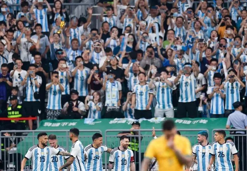 开云平台-关于篮球赛季好戏连台，或将引发球迷狂热评论的信息