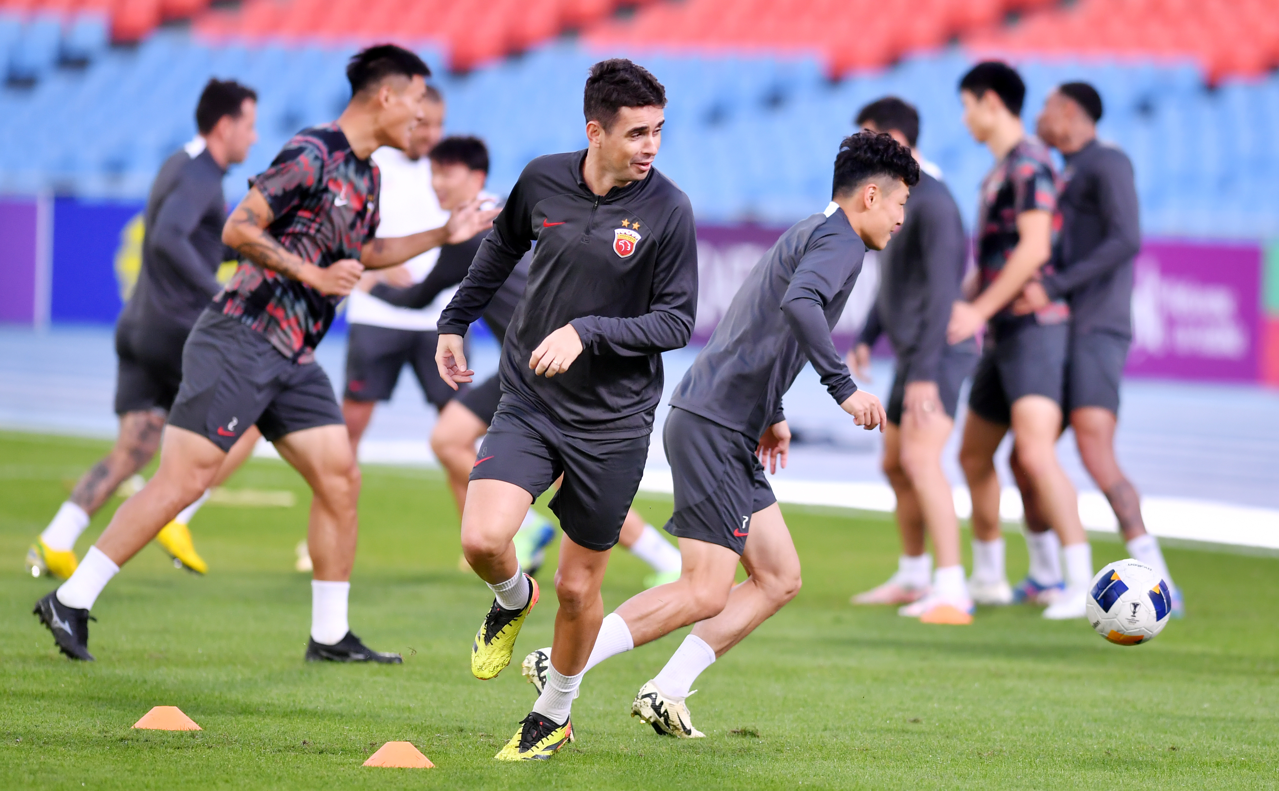 开云体育平台APP-包含海登海姆准备全力以赴备战，球队积极备战的词条