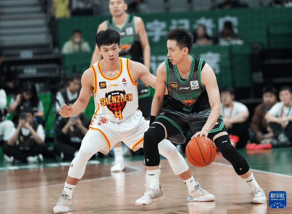 辽宁男篮积极进攻，实现三连胜