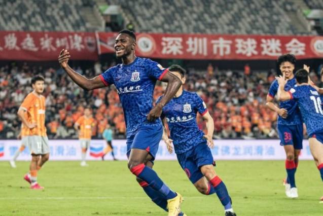 温泉城球迷大规模聚会，球队得到极大支持