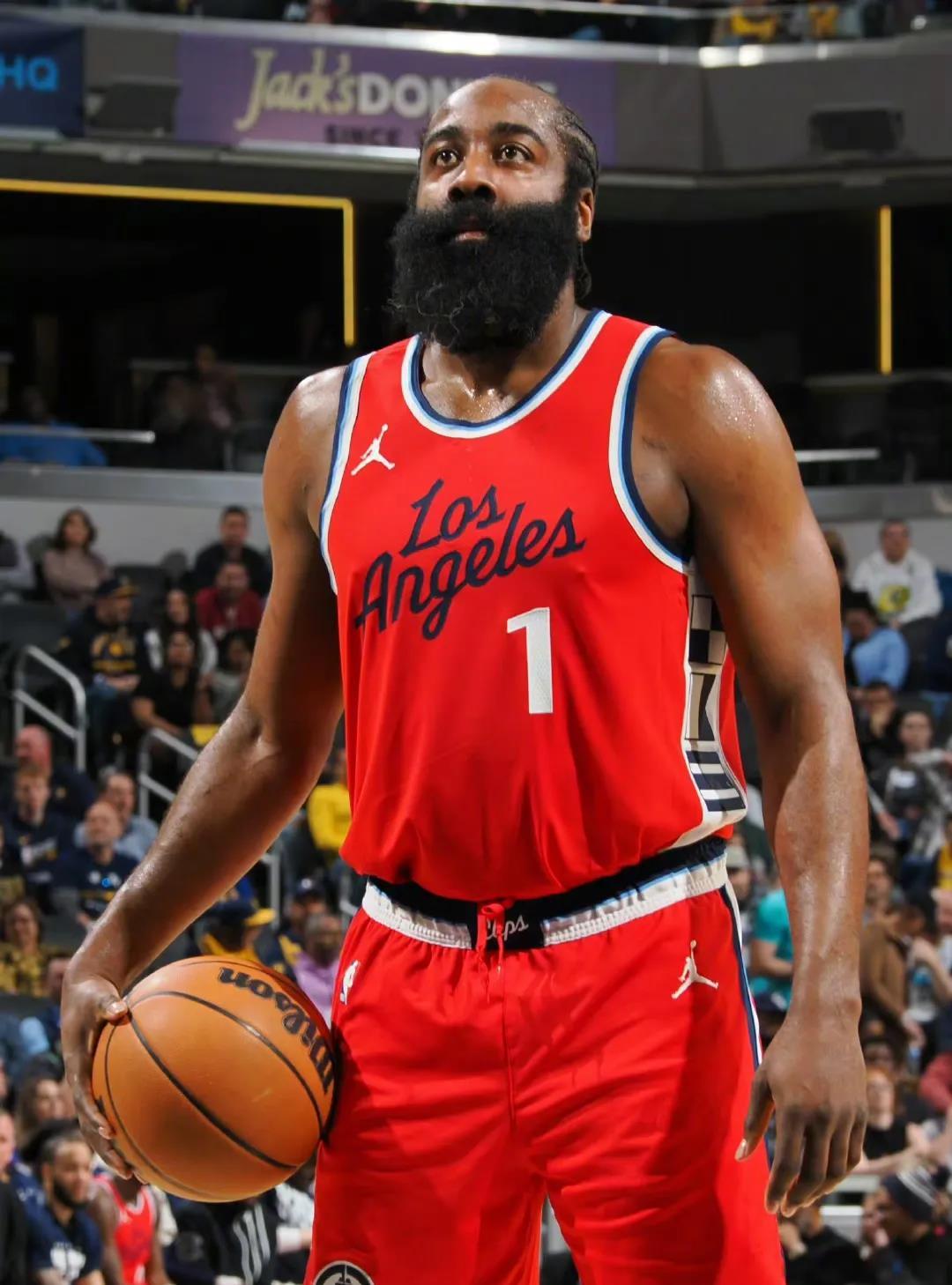 包含火箭重击奇才收腰胜绩总冠改头换面，哈登霍艳化分助球队掘金的词条