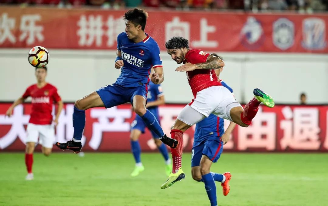 关于重庆斯威客场击败对手，全队奋力拼搏的信息