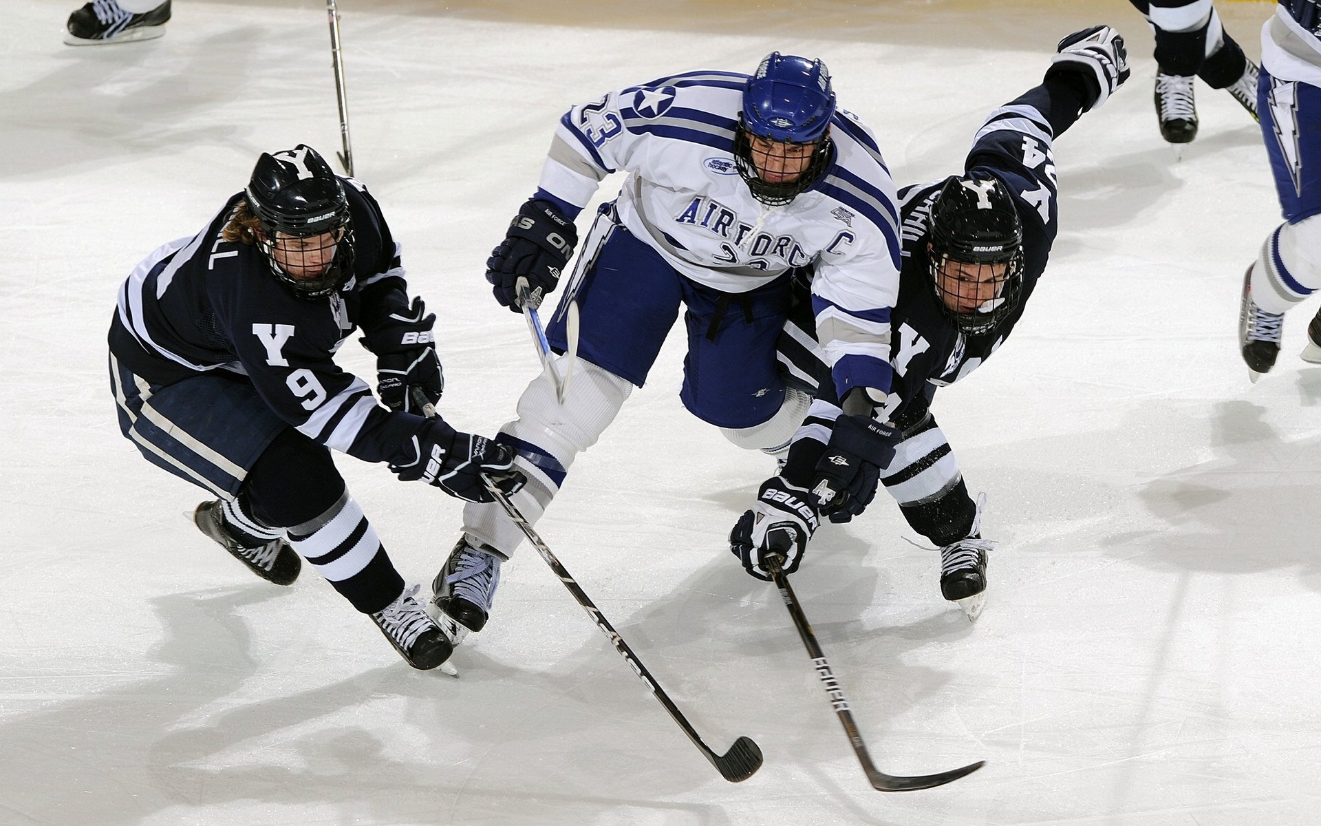 统治力溢出屏幕！恩比德封神夜打崩奇才，37分钟打停比赛，绝望感成唯一注解
